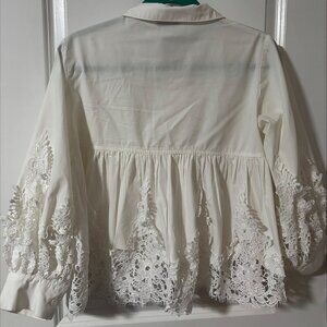 Choklate Paris White Button-Down Blouse with Lace Hem & Sleeves – Size M